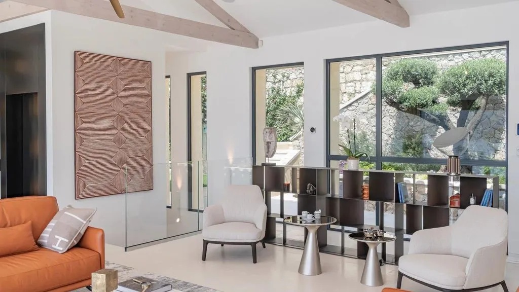 Villa 250m² in Italy, Arma di Taja. Priced at 8800000€ rent photo-4