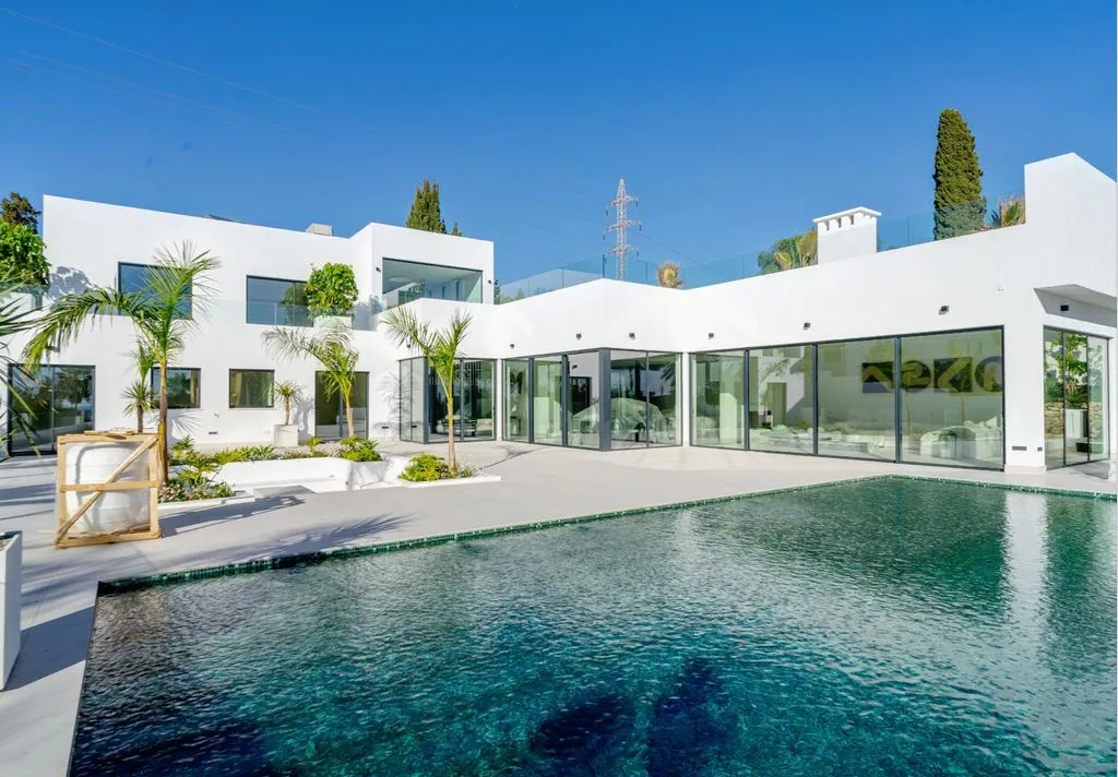Villa 650m² in Portugal, Oeirash. Priced at 3650000€ rent photo-1