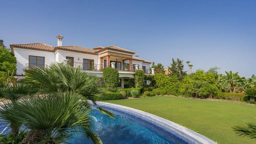 Villa 742m² in Portugal, Oeirash. Priced at 4200000€ rent photo-4