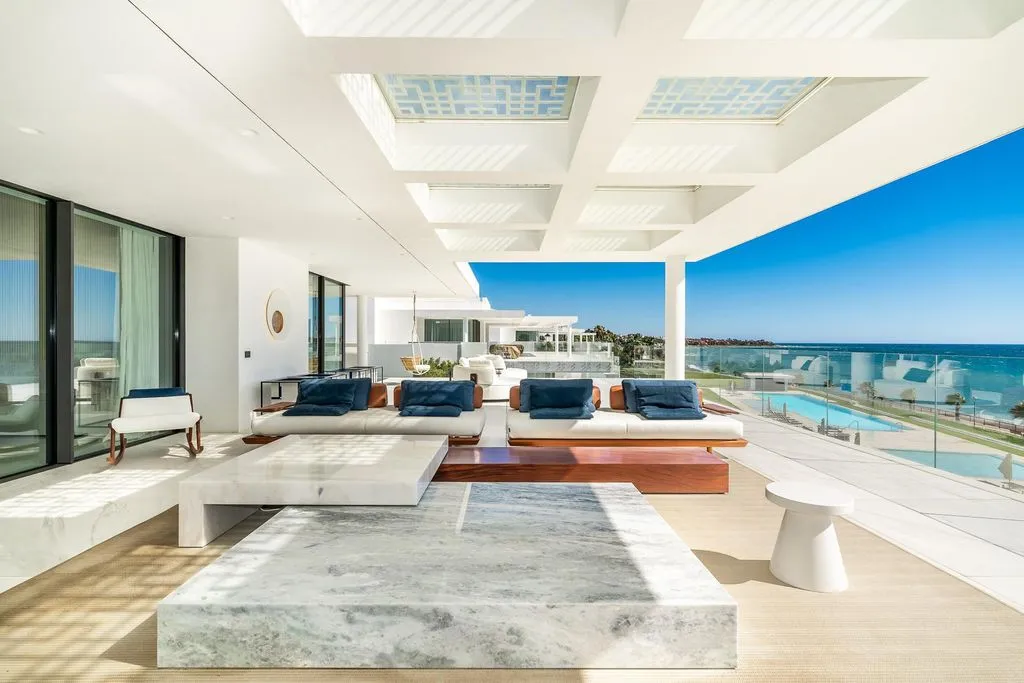 Penthouse 752m² in USA, Southbury. Priced at 8000000€ rent photo-5