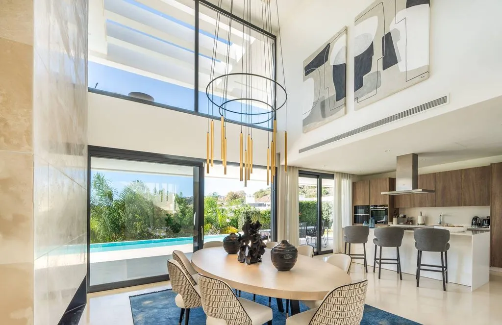 Villa 497m² in Portugal, Oeirash. Priced at 3690000€ rent photo-4
