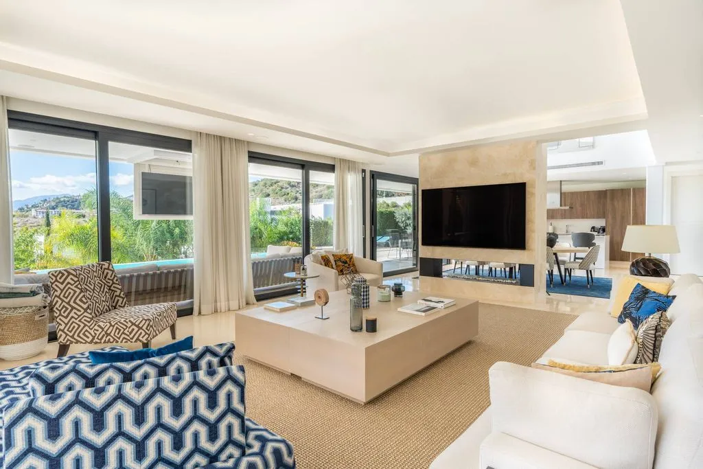 Villa 497m² in Portugal, Oeirash. Priced at 3690000€ rent photo-5