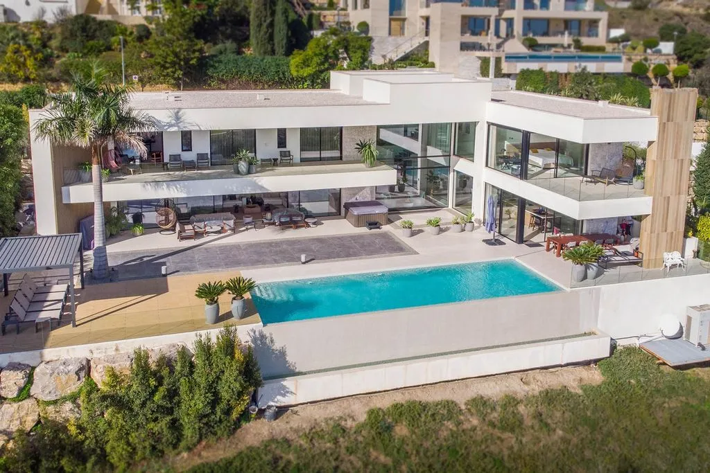 Villa 616m² in Portugal, Oeirash. Priced at 6250000€ rent photo-1