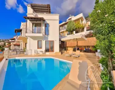 Купить house в Turkey 554092€