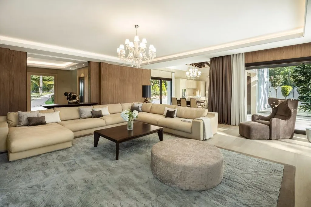 Villa 1023m² in Portugal, Oeirash. Priced at 7500000€ rent photo-4