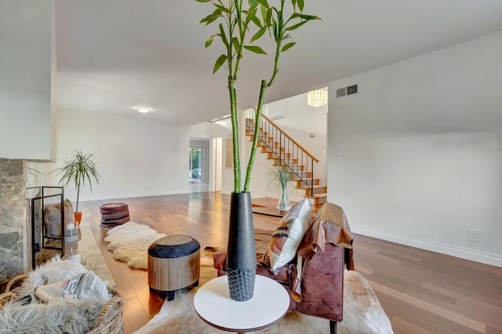 House 197m² in USA, LA. Priced at 1508400€ rent photo-5