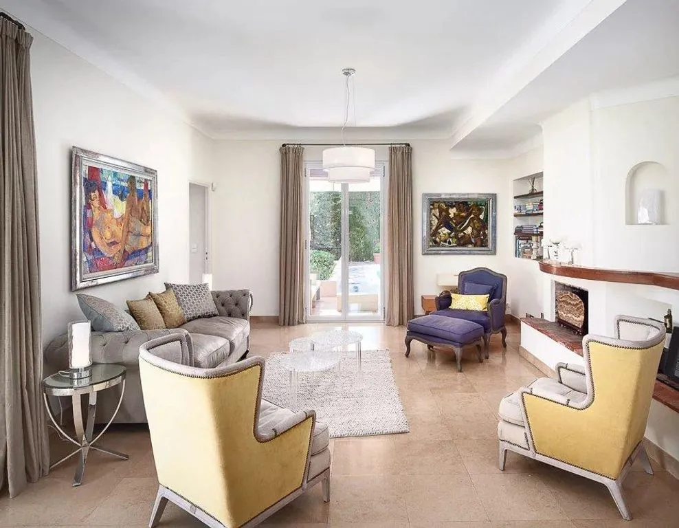 Villa 200m² in Italy, Arma di Taja. Priced at 5900000€ rent photo-6