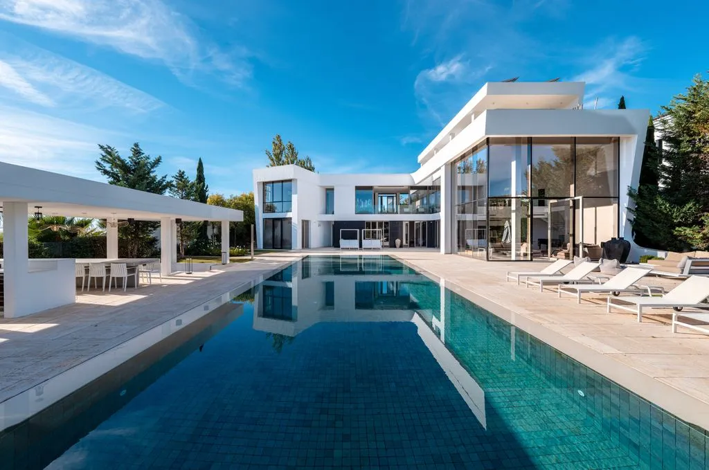 Villa 680m² in Portugal, Oeirash. Priced at 4995000€ rent photo-1