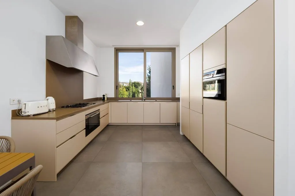 Villa 680m² in Portugal, Oeirash. Priced at 4995000€ rent photo-6