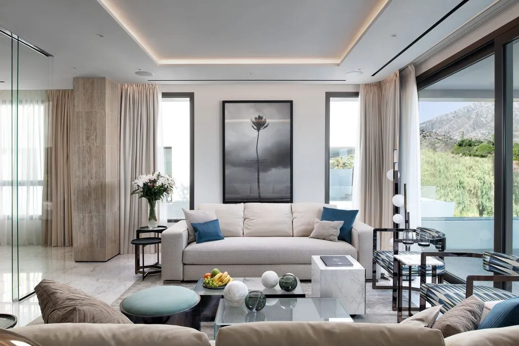 Flat 252m² in Portugal, Oeirash. Priced at 4250000€ rent photo-4