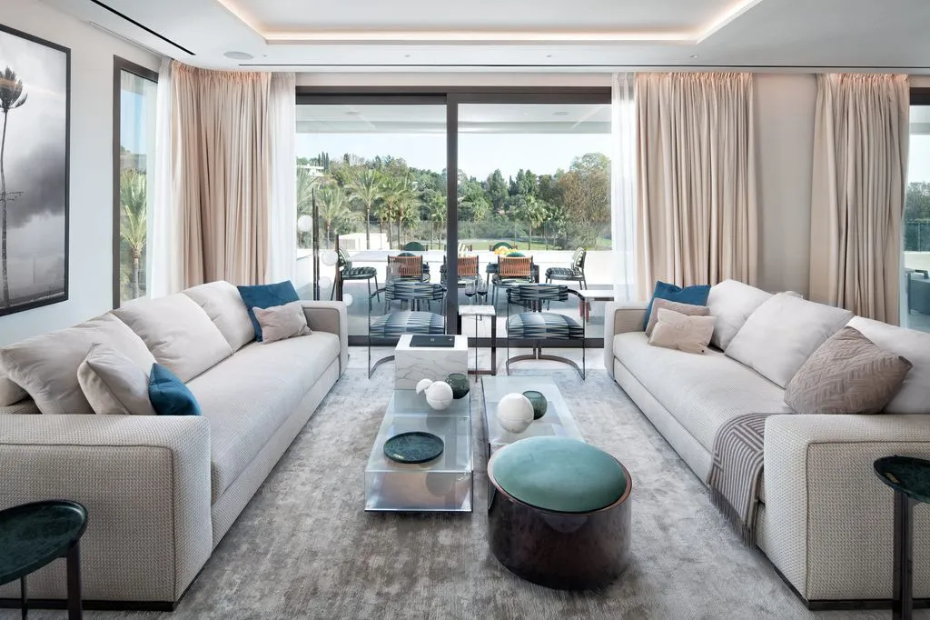 Flat 252m² in Portugal, Oeirash. Priced at 4250000€ rent photo-5