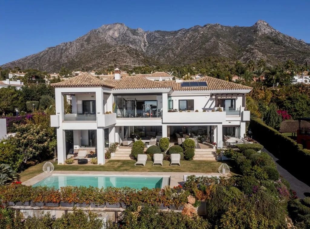 Villa 880m² in Portugal, Oeirash. Priced at 7950000€ rent photo-1