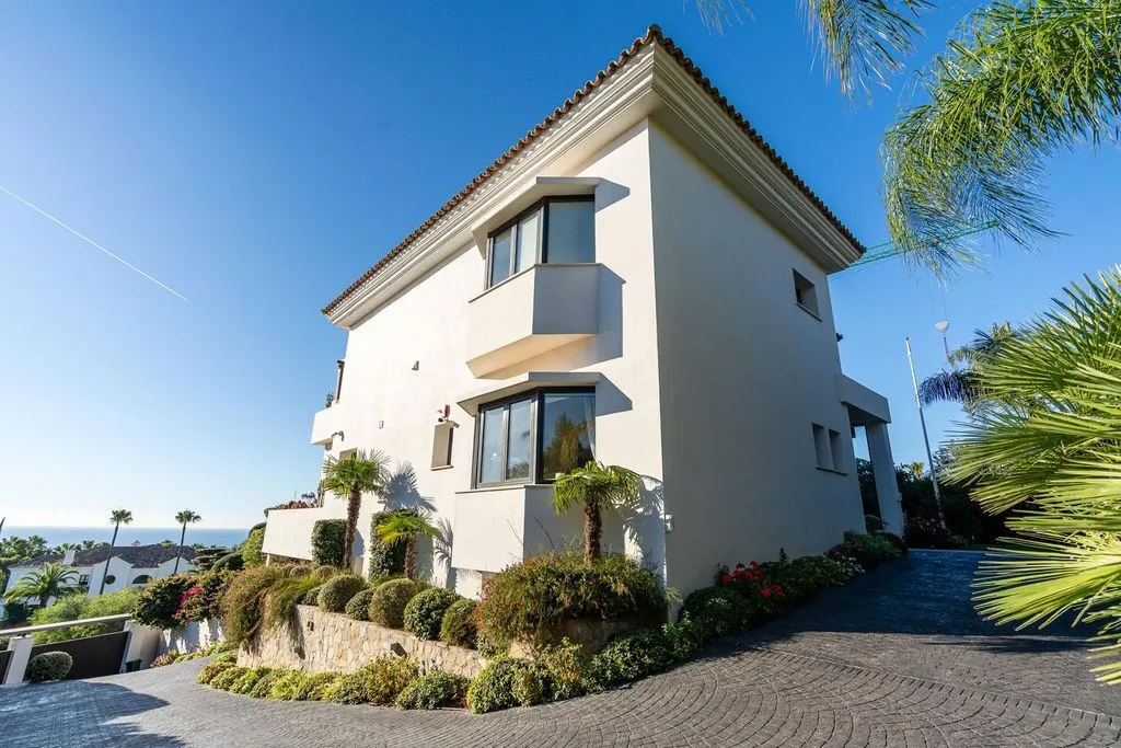Villa 880m² in Portugal, Oeirash. Priced at 7950000€ rent photo-6