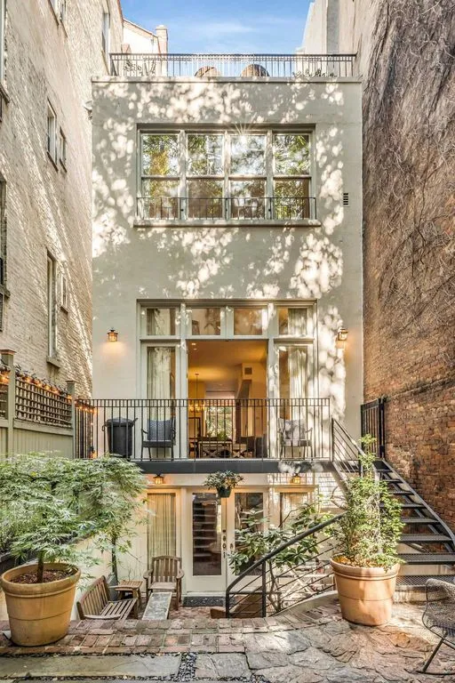 Townhouse 464m² in USA, New York. Priced at 7313100€ rent photo-2