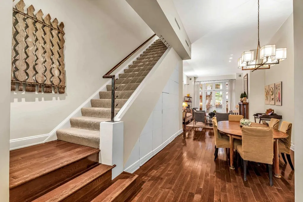 Townhouse 464m² in USA, New York. Priced at 7313100€ rent photo-3