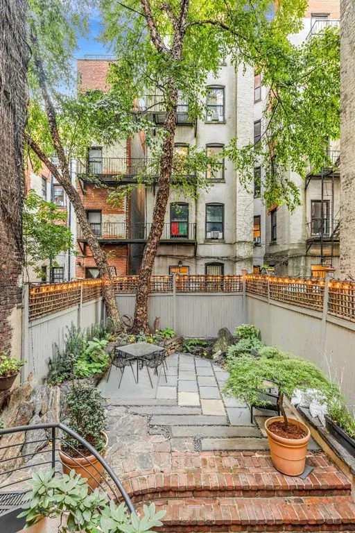 Townhouse 464m² in USA, New York. Priced at 7313100€ rent photo-5