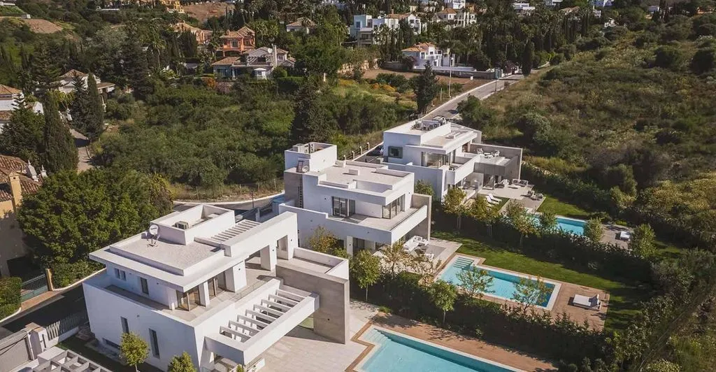 Villa 845m² in Portugal, Oeirash. Priced at 2295000€ rent photo-2