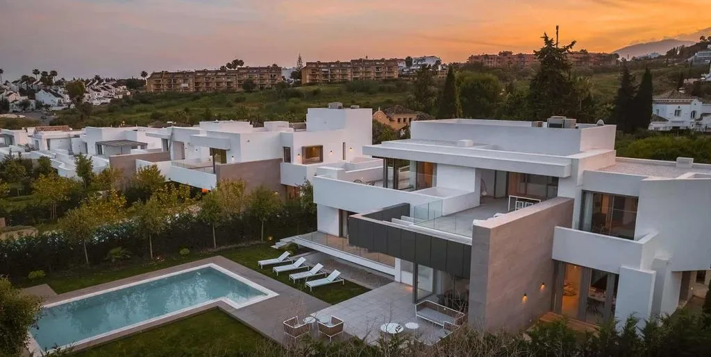 Villa 845m² in Portugal, Oeirash. Priced at 2295000€ rent photo-4