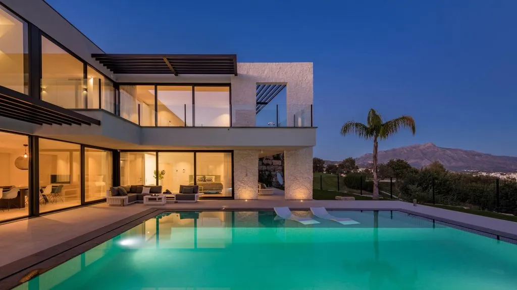 Villa 465m² in Portugal, Oeirash. Priced at 6400000€ rent photo-3