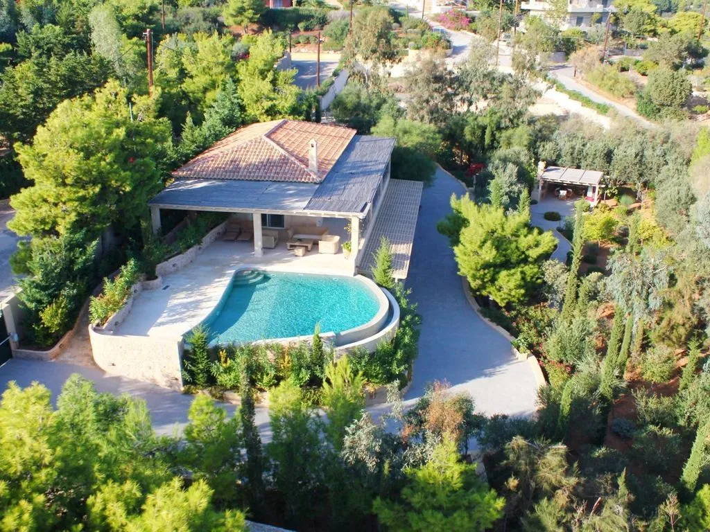 House 400m² in Portugal, Porto. Priced at 2750000€ rent photo-2