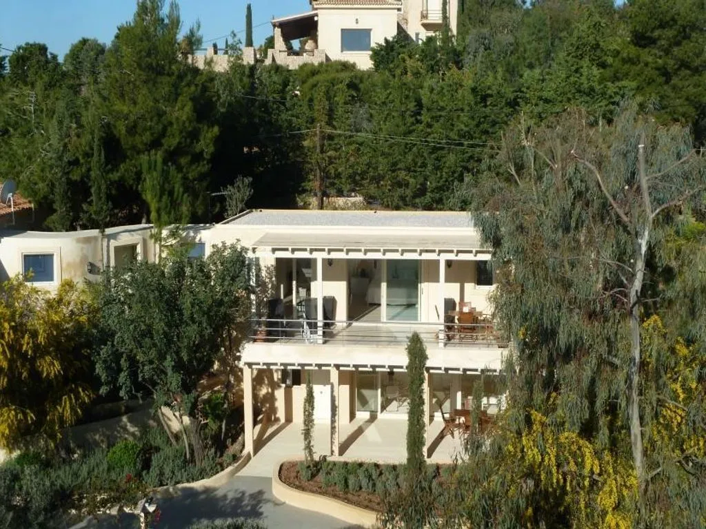 House 400m² in Portugal, Porto. Priced at 2750000€ rent photo-3