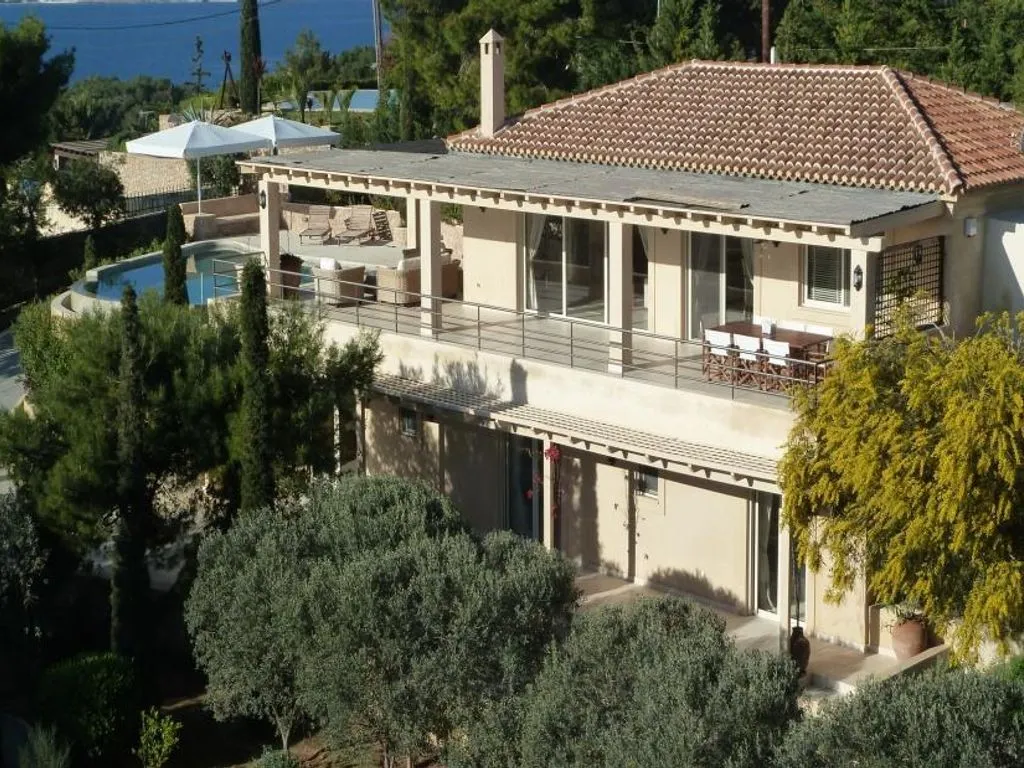 House 400m² in Portugal, Porto. Priced at 2750000€ rent photo-4