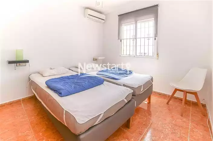 Other Properties 114m² in Spain, La Marina. Priced at 143000€ rent photo-8