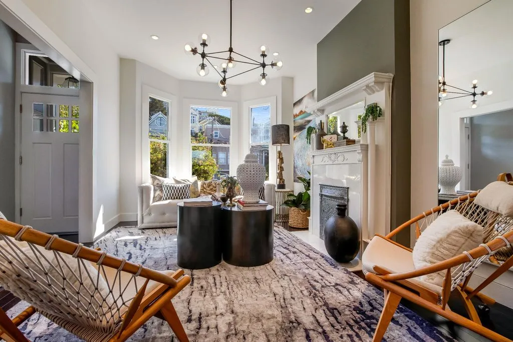House 297m² in USA, San Francisco. Priced at 2739600€ rent photo-5