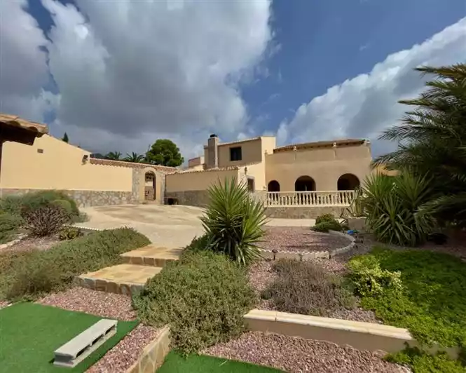 Other Properties 188m² in Portugal, Madeira. Priced at 280000€ rent photo-1