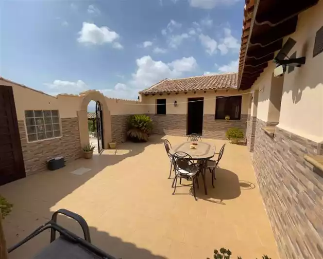 Other Properties 188m² in Portugal, Madeira. Priced at 280000€ rent photo-15