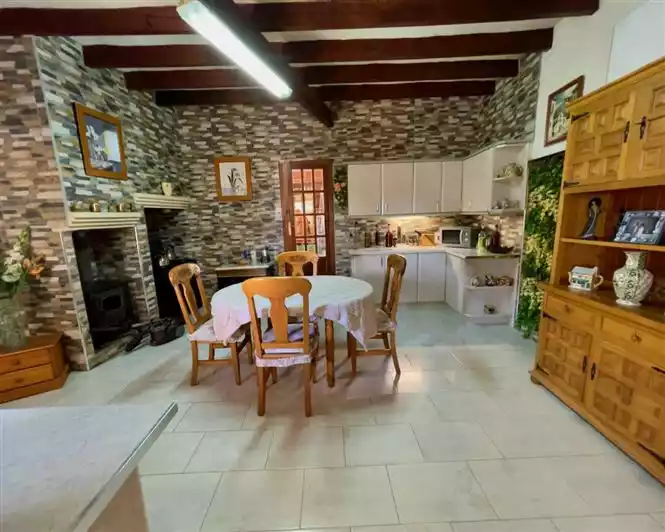 Other Properties 188m² in Portugal, Madeira. Priced at 280000€ rent photo-3