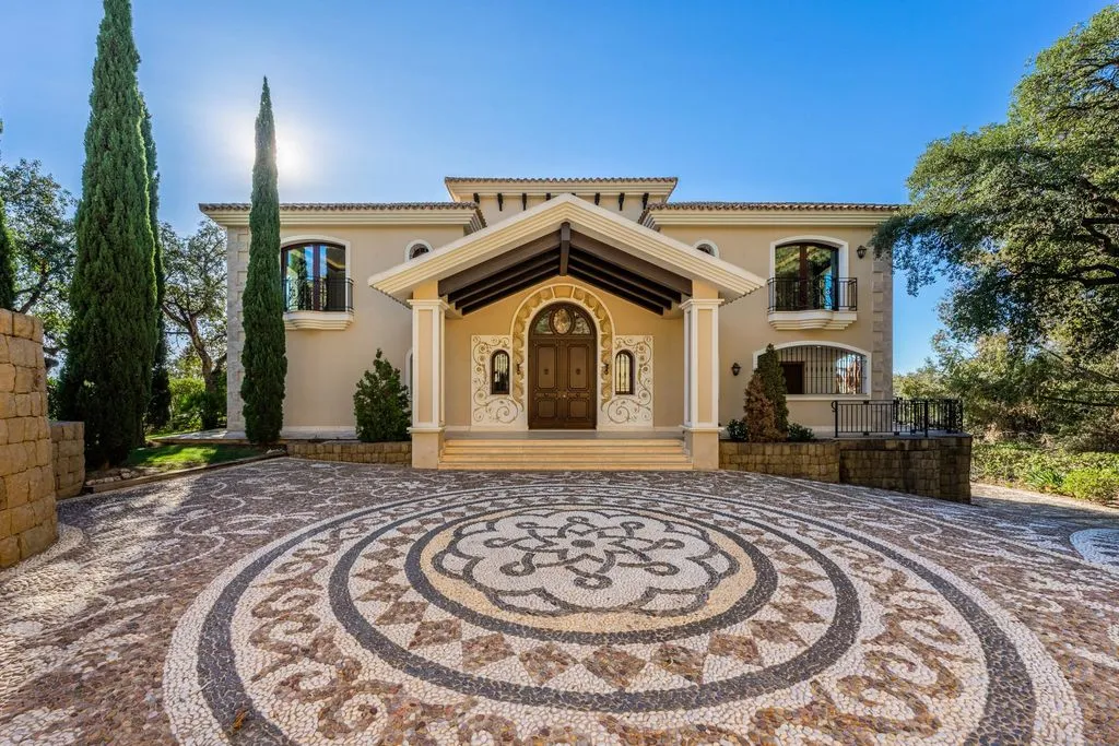 Villa 834m² in Portugal, Oeirash. Priced at 5495000€ rent photo-2