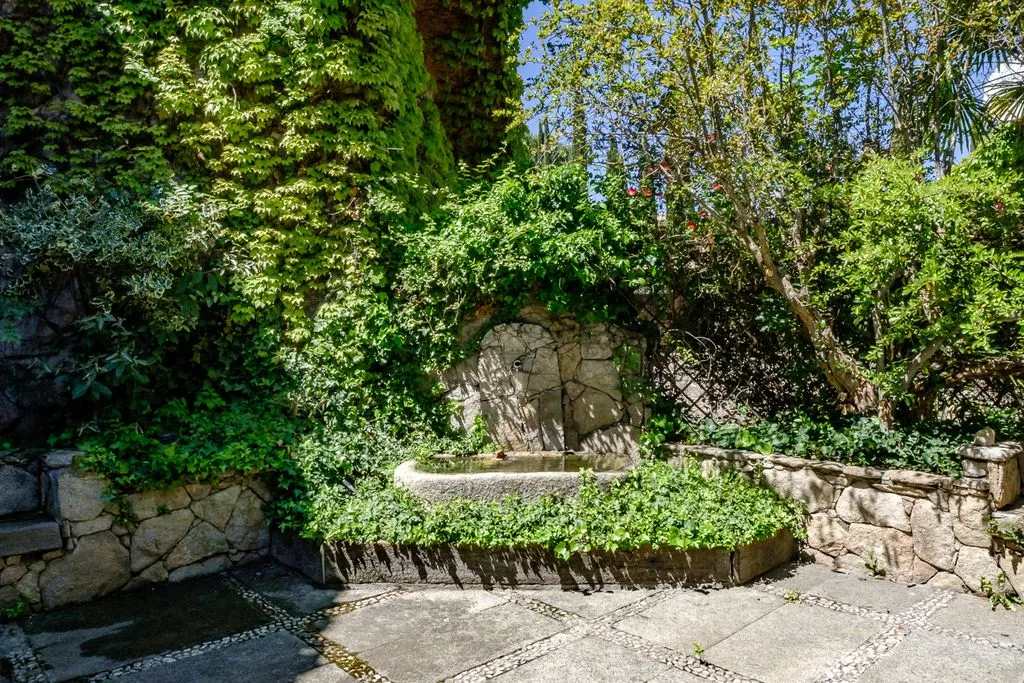 House 2520m² in Portugal, Lisbon. Priced at 8000000€ rent photo-6