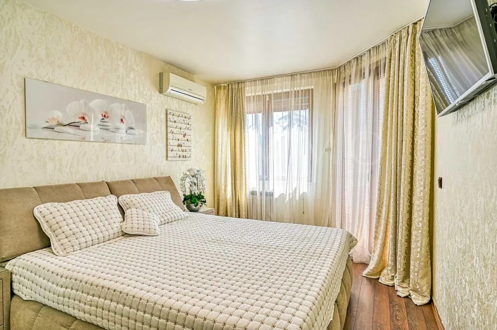 Flat 171m² in USA, Houston. Priced at 386000€ rent photo-3