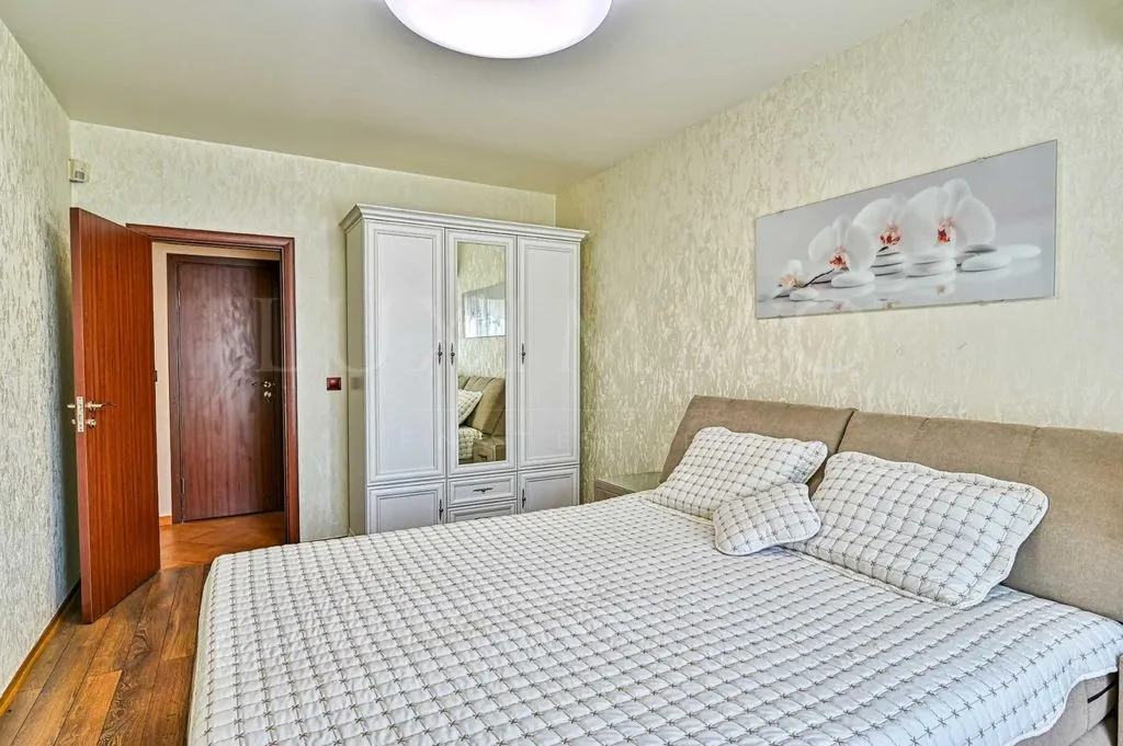 Flat 171m² in USA, Houston. Priced at 386000€ rent photo-5