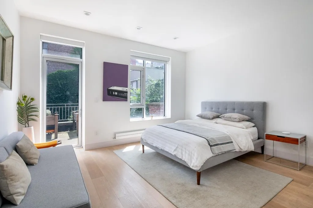 Townhouse 306m² in USA, New York. Priced at 4390600€ rent photo-6