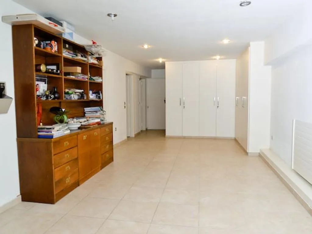House 435m² in Greece, Athens. Priced at 1800000€ rent photo-3