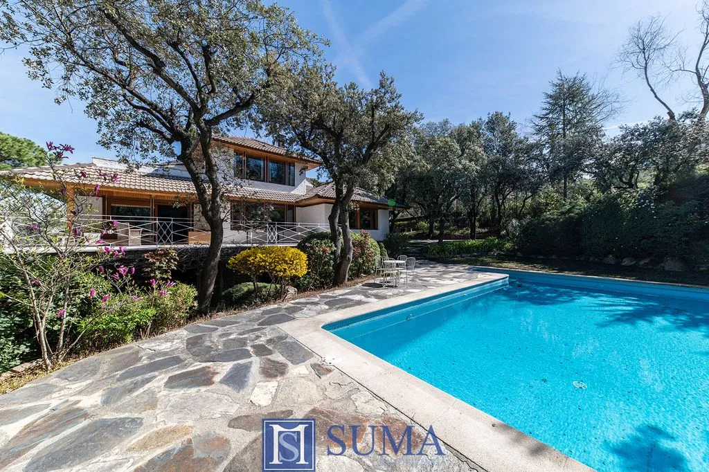 House 711m² in Spain, Madrid. Priced at 3195000€ rent photo-2