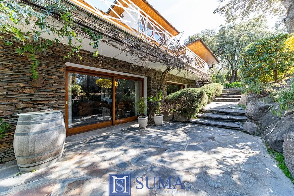 House 711m² in Spain, Madrid. Priced at 3195000€ rent photo-4