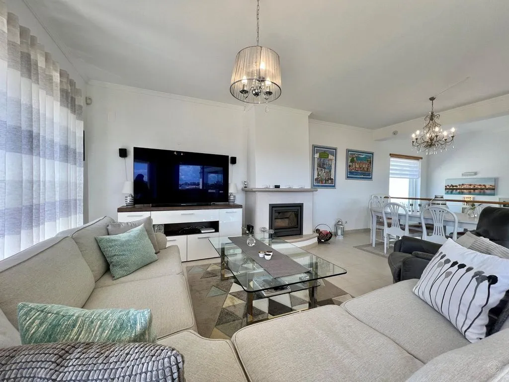 Villa 174m² in USA, Miami. Priced at 1490000€ rent photo-5