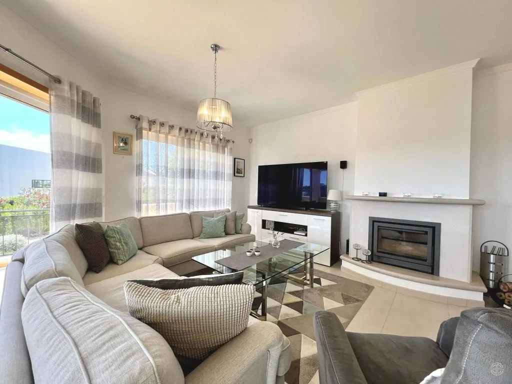 Villa 174m² in USA, Miami. Priced at 1490000€ rent photo-6