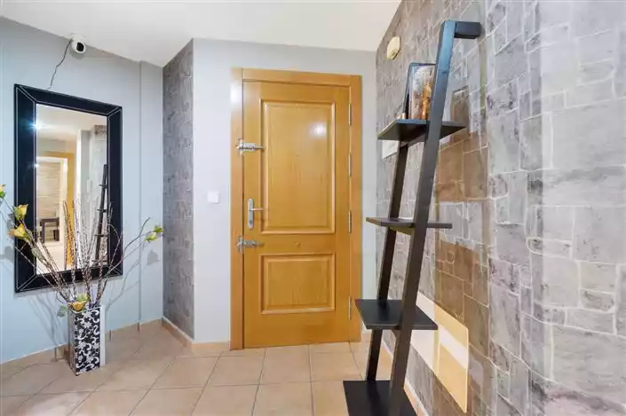 Flat 121m² in France, La Hard Fréné. Priced at 196500€ rent photo-4