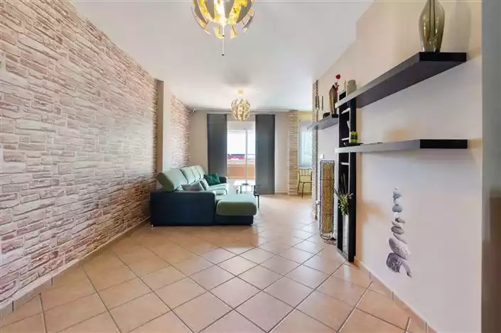 Flat 121m² in France, La Hard Fréné. Priced at 196500€ rent photo-5