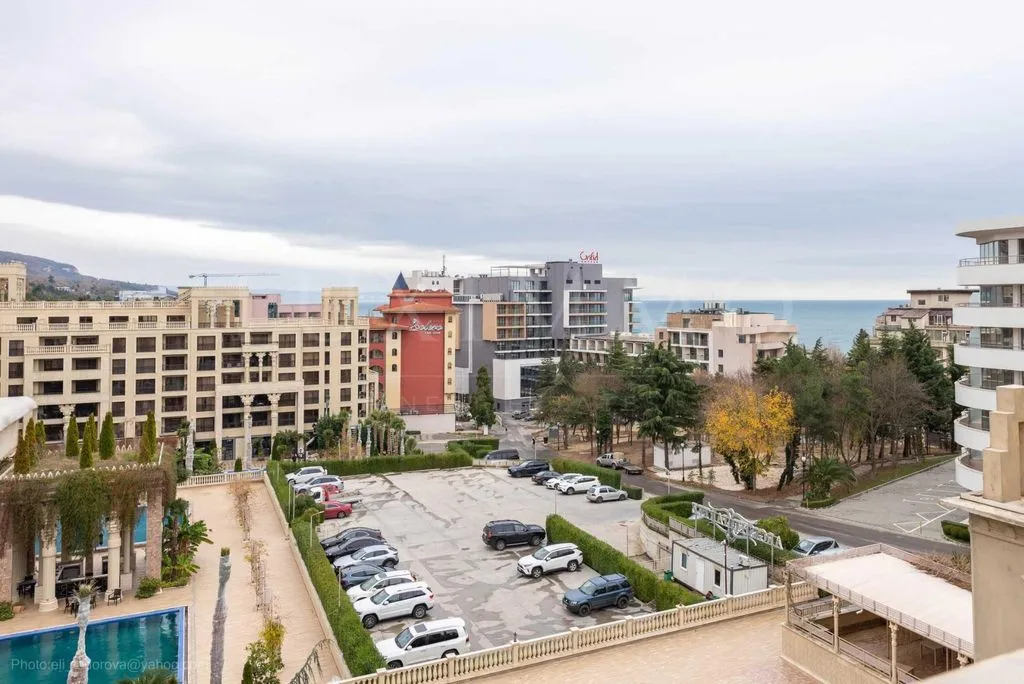 Flat 130m² in Bulgaria, Golden Sands. Priced at 345000€ rent photo-4