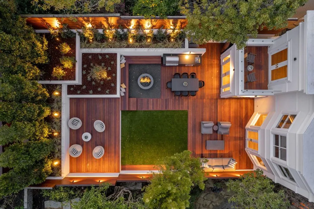 House 377m² in USA, San Francisco. Priced at 7770500€ rent photo-2