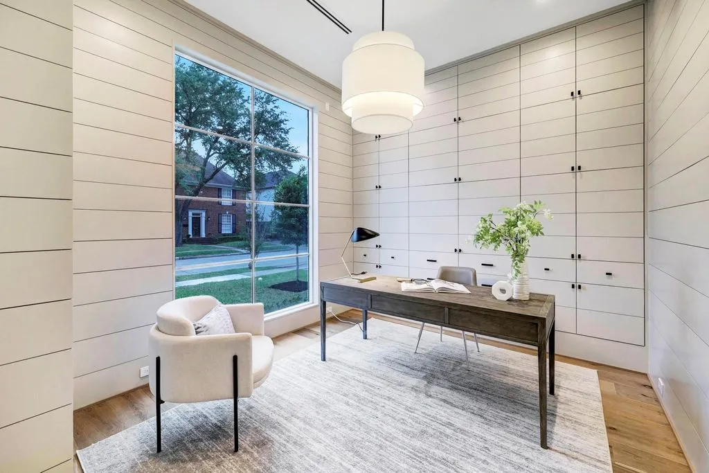 House 360m² in USA, Houston. Priced at 1966600€ rent photo-4