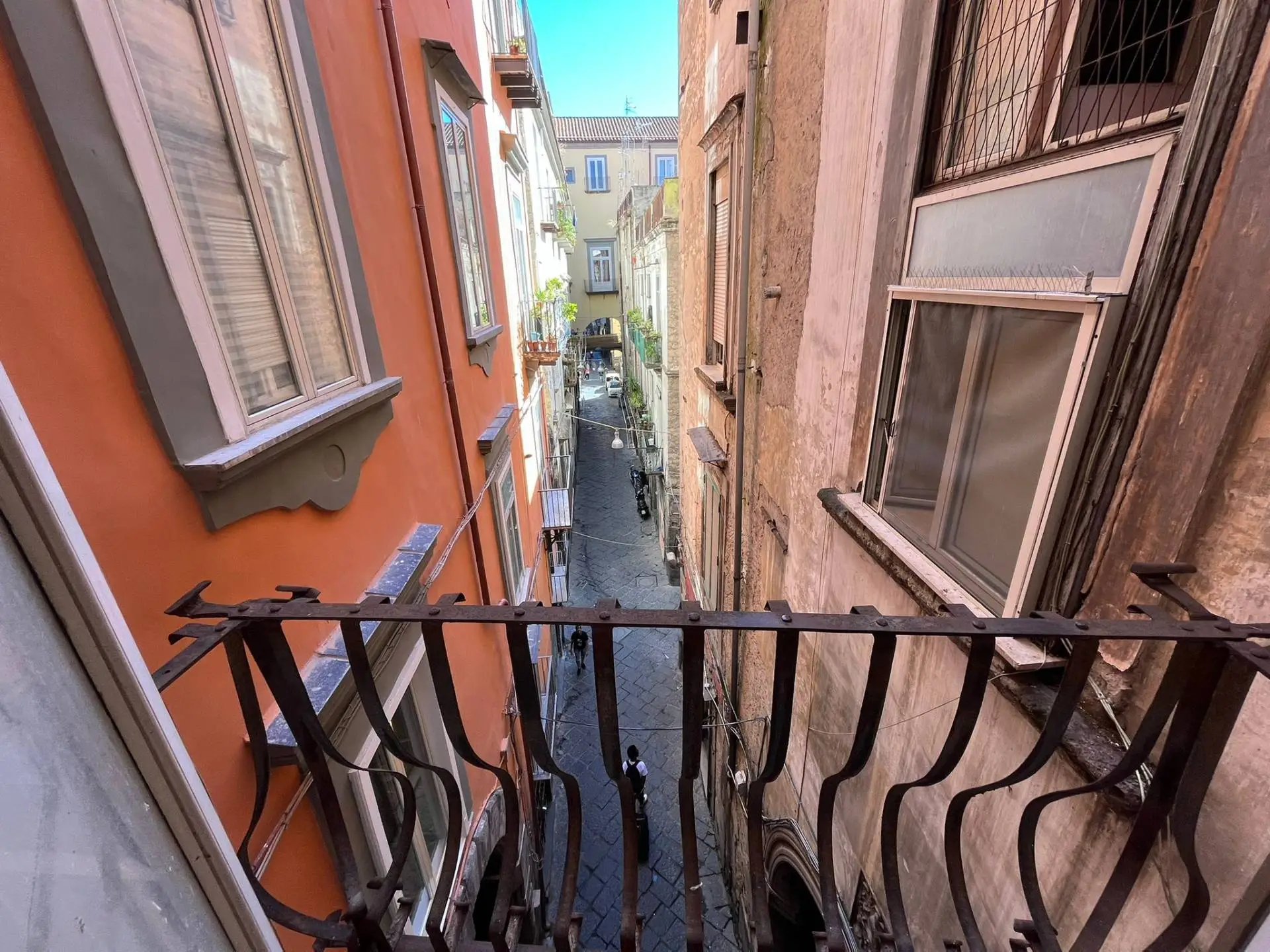 Flat 170m² in Italy, Naples. Priced at 253426£ rent photo-9