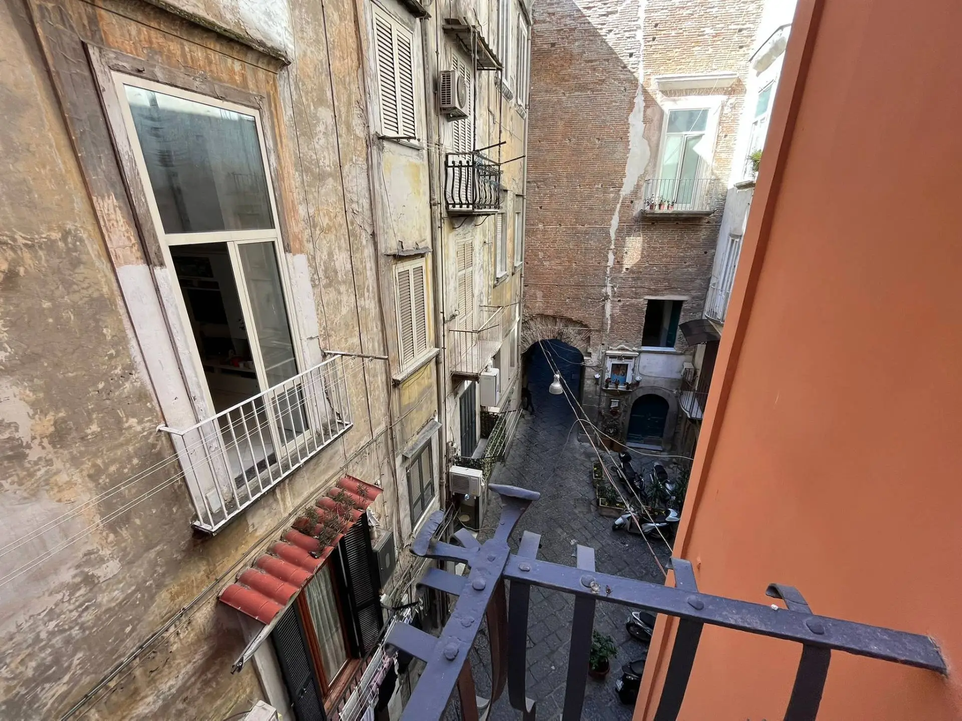 Flat 170m² in Italy, Naples. Priced at 253426£ rent photo-10