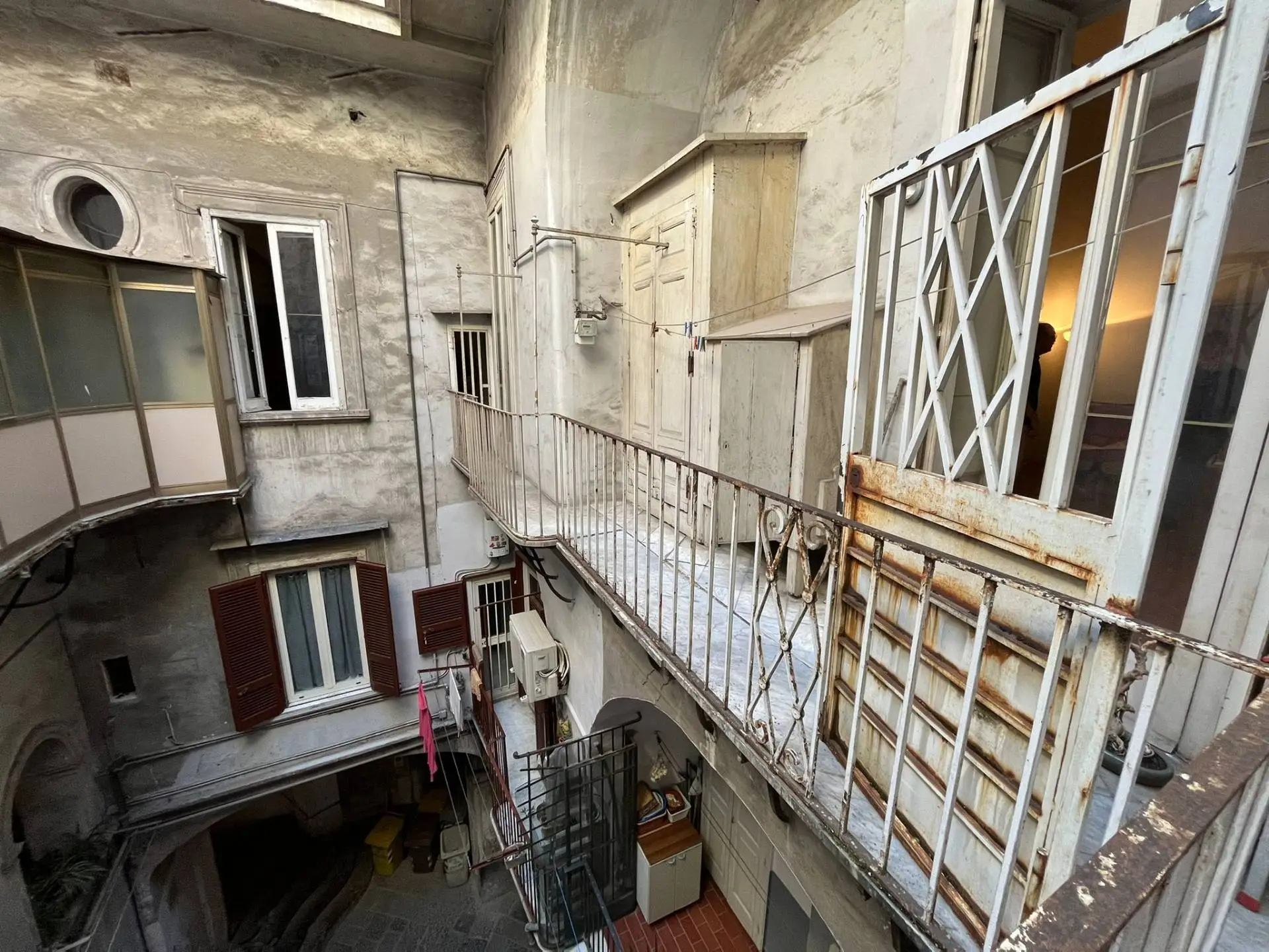 Flat 170m² in Italy, Naples. Priced at 253426£ rent photo-13