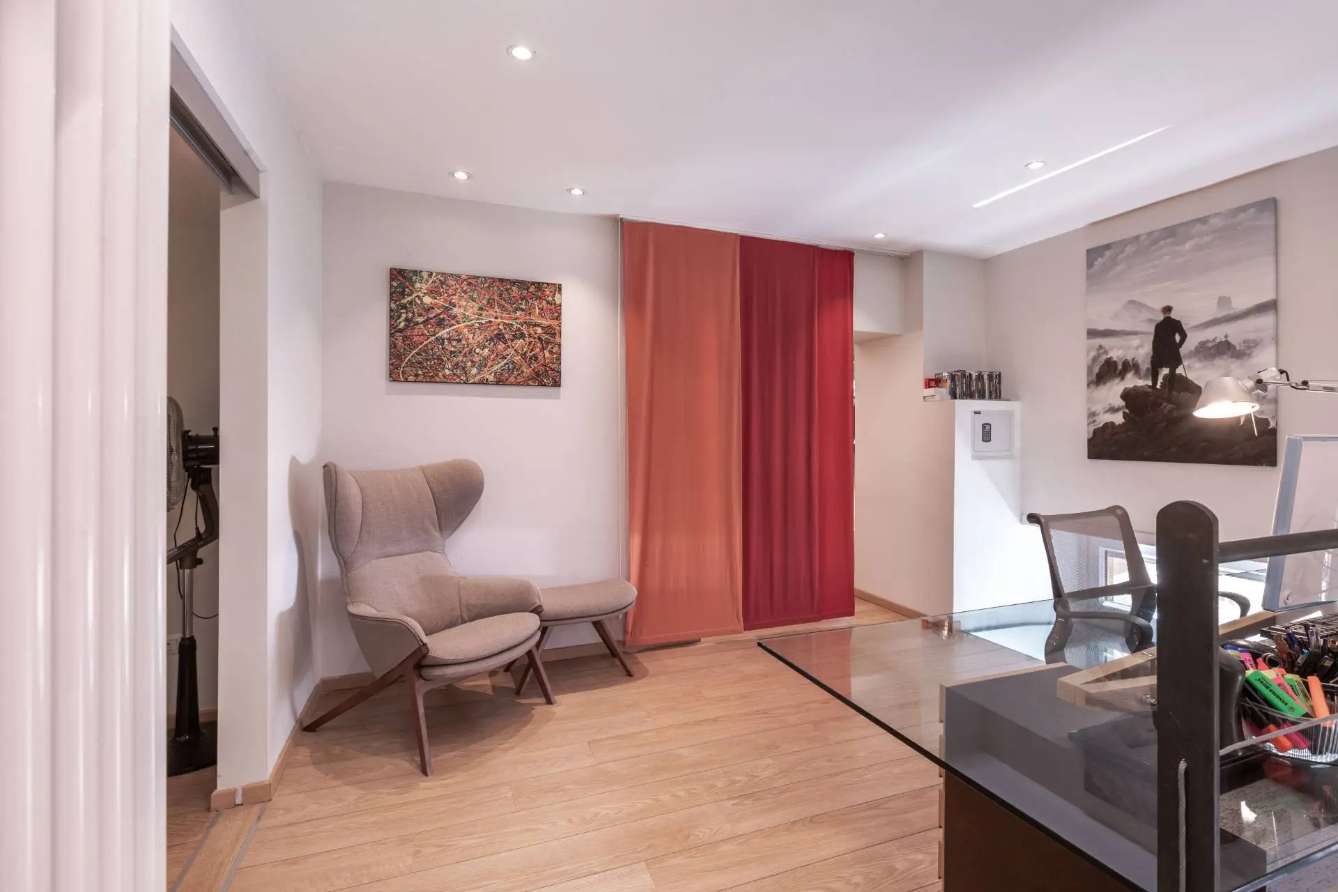 Flat 100m² in Italy, Rome. Priced at 876254£ rent photo-12